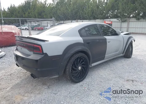 2013 Dodge Charger Police z USA, uszkodzony, nr VIN 2C3CDXAT3DH693302